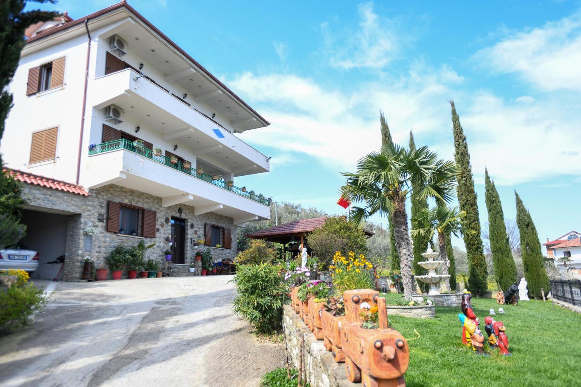 Villa Solitude Berat Esterno foto
